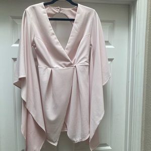 NWT ASOS DESIGN Light Pink Angel Sleeve Dress (Women’s)